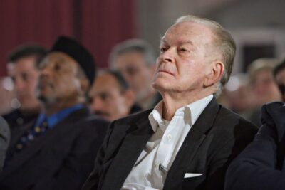 Gene_Sharp_2005_w BernardLafayette_ credit_Damon_Lynch Right Livelihood price